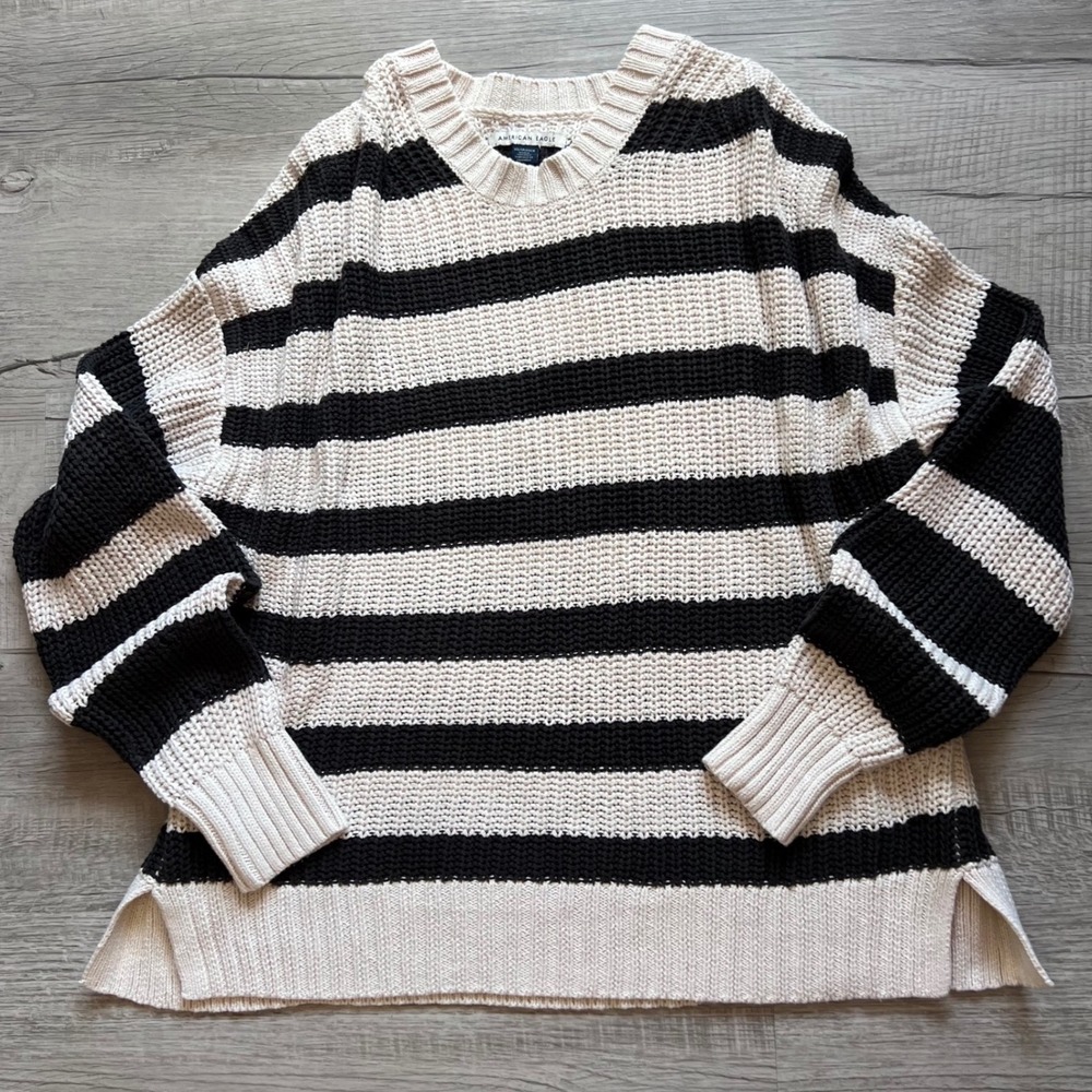 American Eagle Oversized Striped Sweater Womens XS Black White Cotton Fisherman